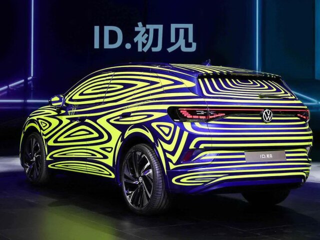 VW ID.4 - zamaskovaný prototyp 2019