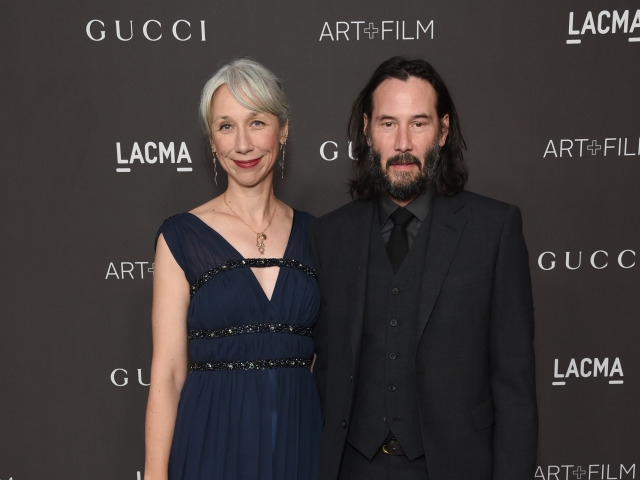 Herec Keanu Reeves a jeho partnerka Alexandra Grant na galavečere LACMA Art + Film Gala. 