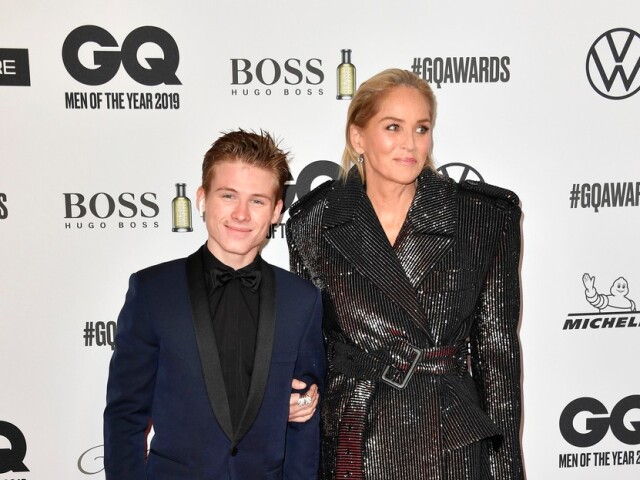 Americká herečka Sharon Stone prišla na akciu do Berlína v sprievode syna Roana Josepha Bronsteina.