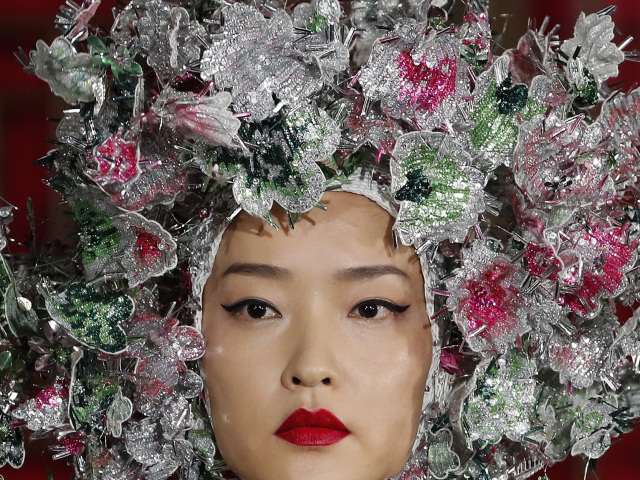 Valentino Haute Couture, Peking