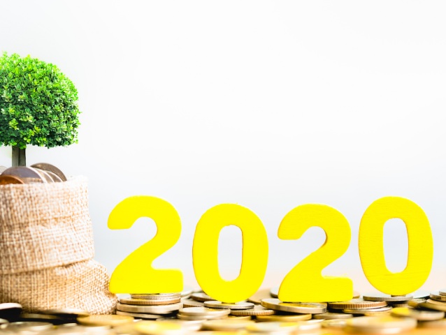 2020, peniaze, stromček