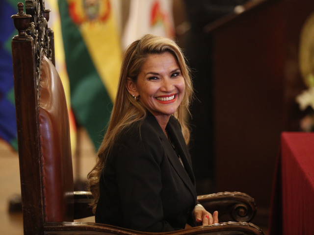 Jeanine Áñezová