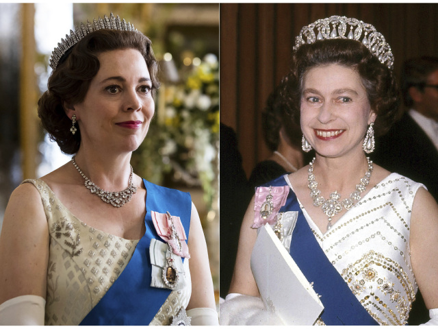 Herečka Olivia Colman (vľavo) stvárňuje v novej sérii The Crown kráľovnú Alžbetu II. Vpravo archívny záber skutočnej kráľovnej z roku 1973.