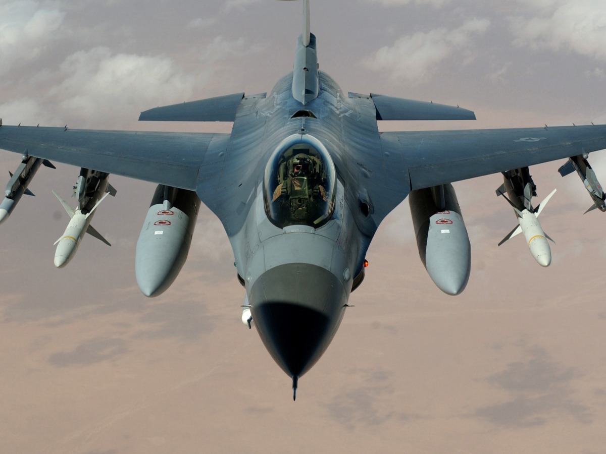 DN - Stihacka F16