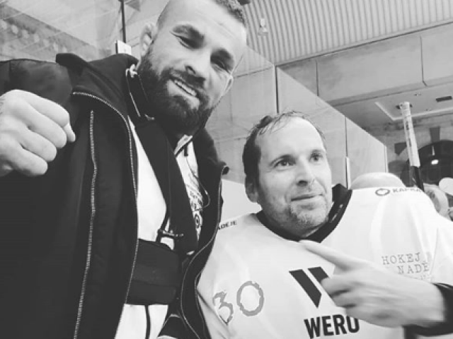 Karlos Vémola, Petr Čech