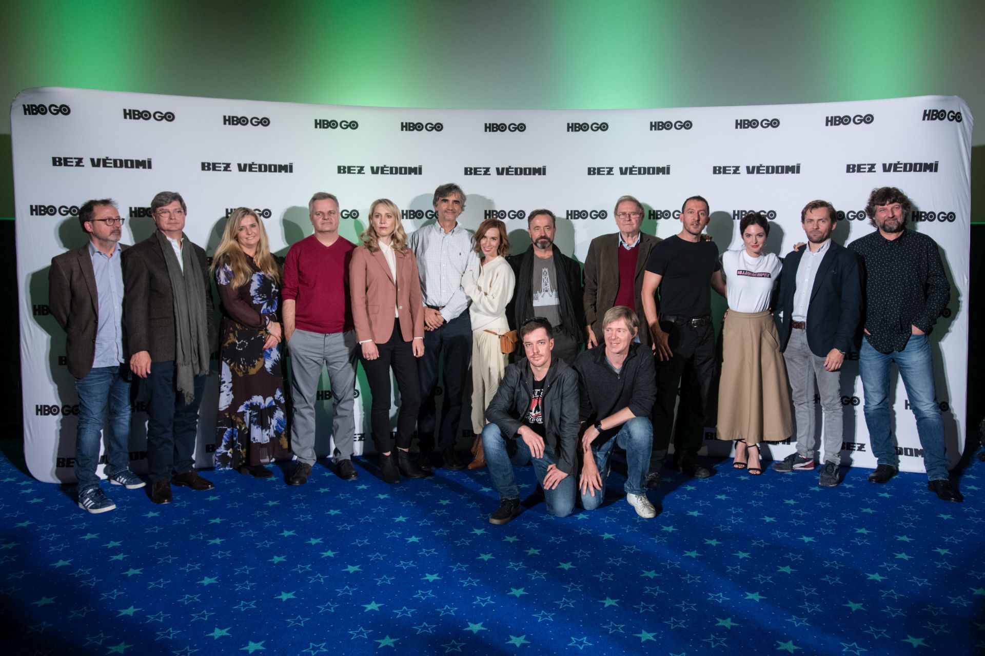 Kompletné obsadenie a tím tvorcov seriálu Bez vedomia.