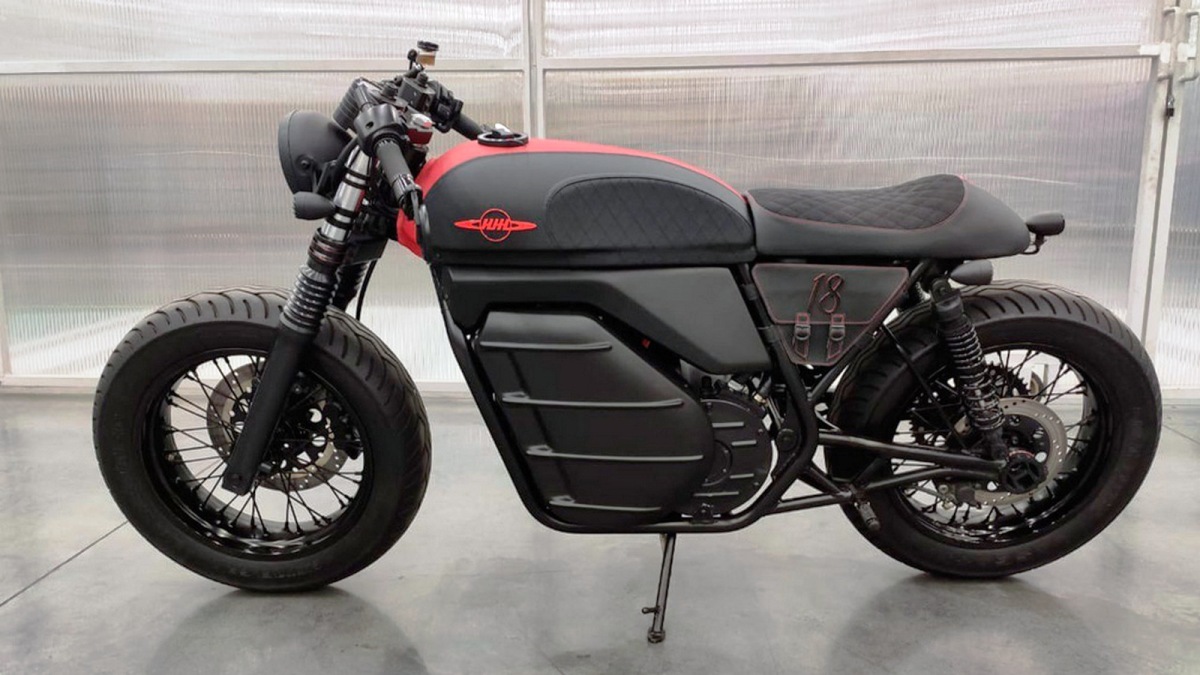Kalašnikov - Café racer 2019