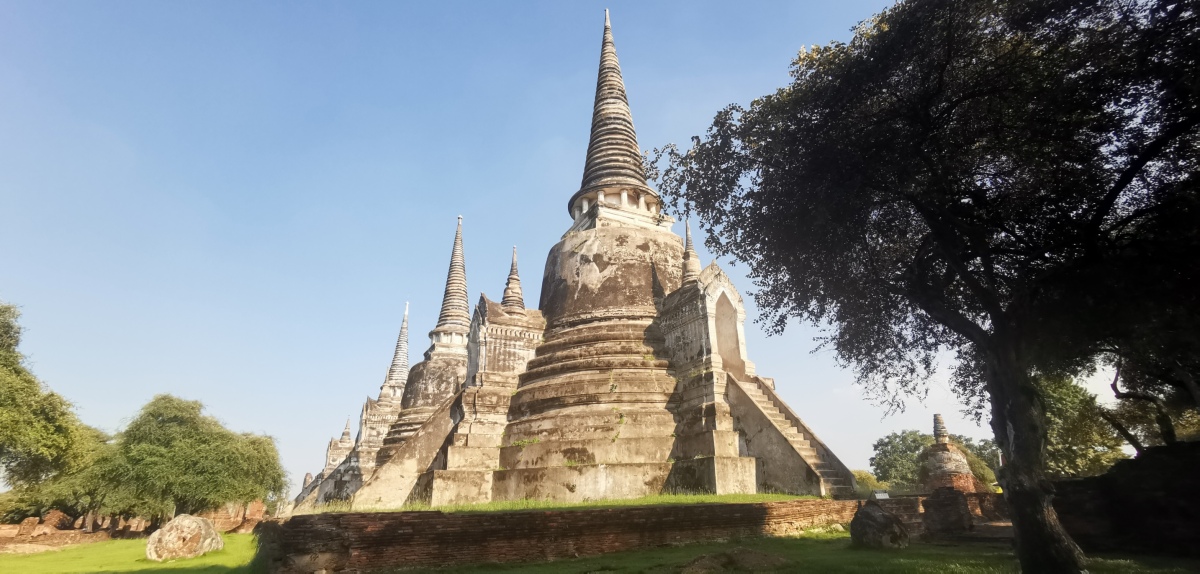 Záber na časť monumentu Wat Phra Si Sanphet.