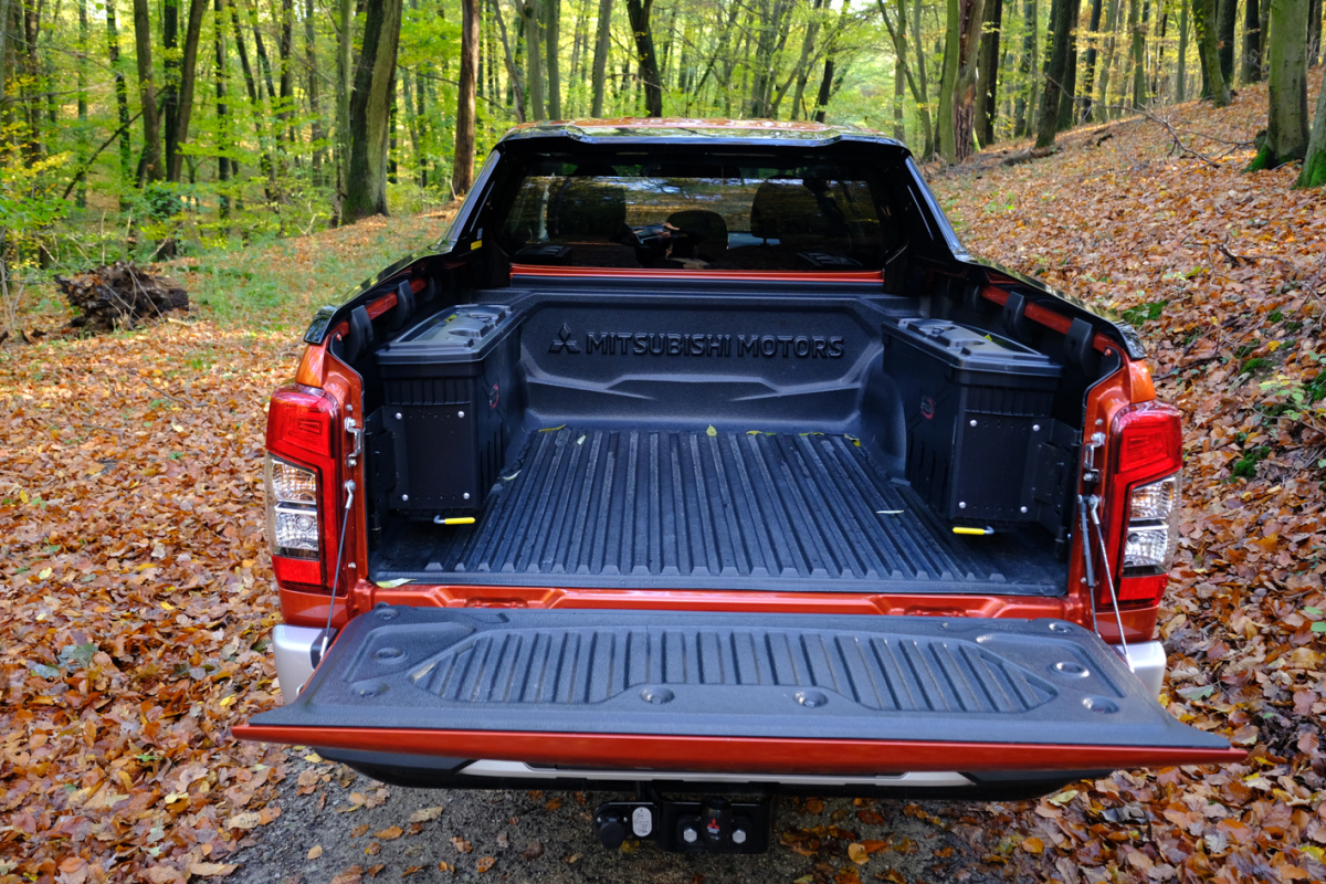 Mitsubishi L200