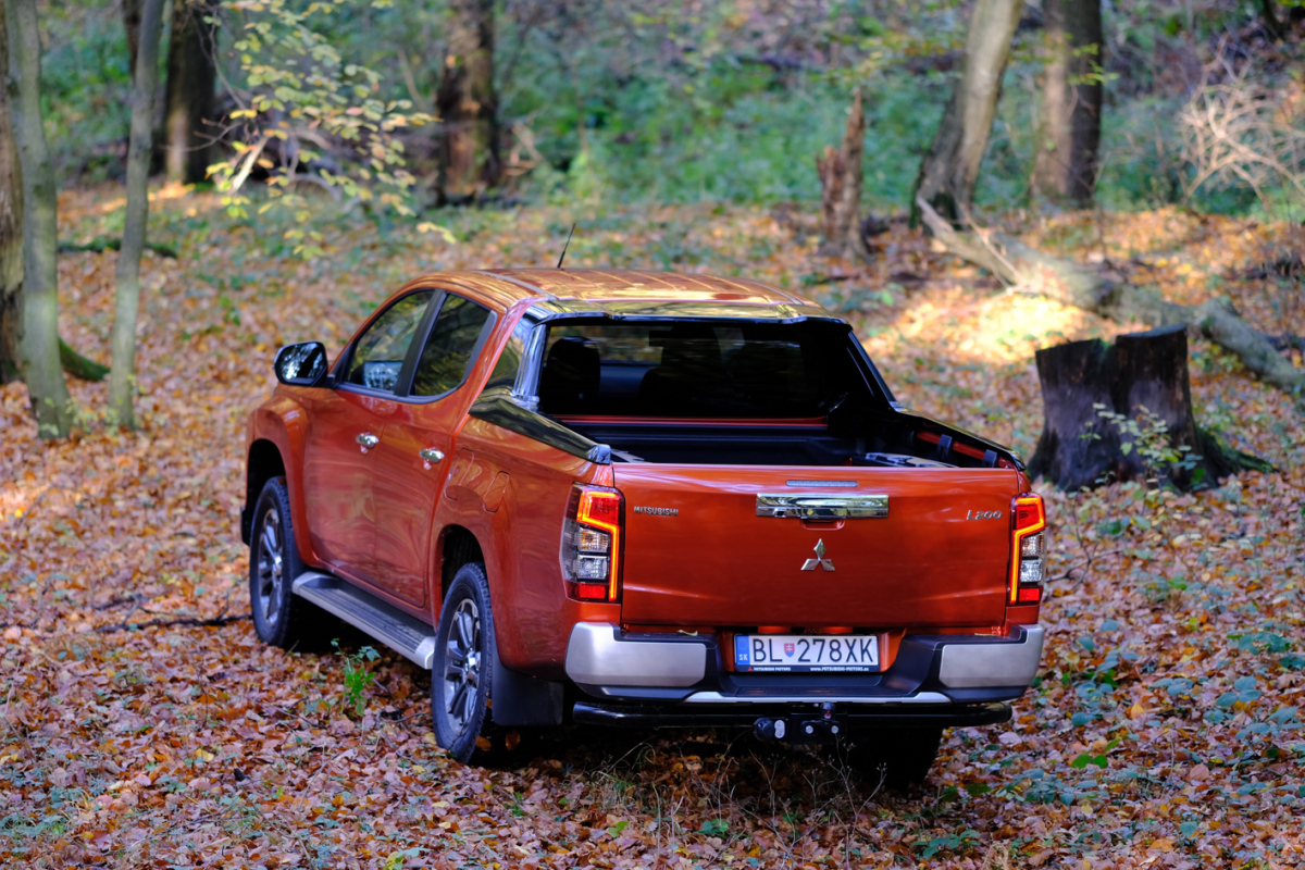 Mitsubishi L200