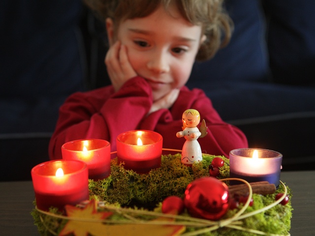 zlata nedela , adventny veniec , vianoce , tradicie , tradicia