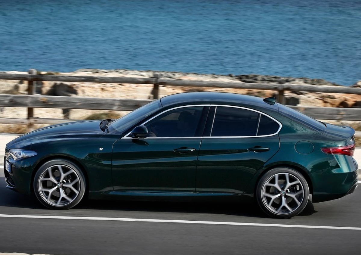 Alfa Romeo-Giulia-2020-1024-03