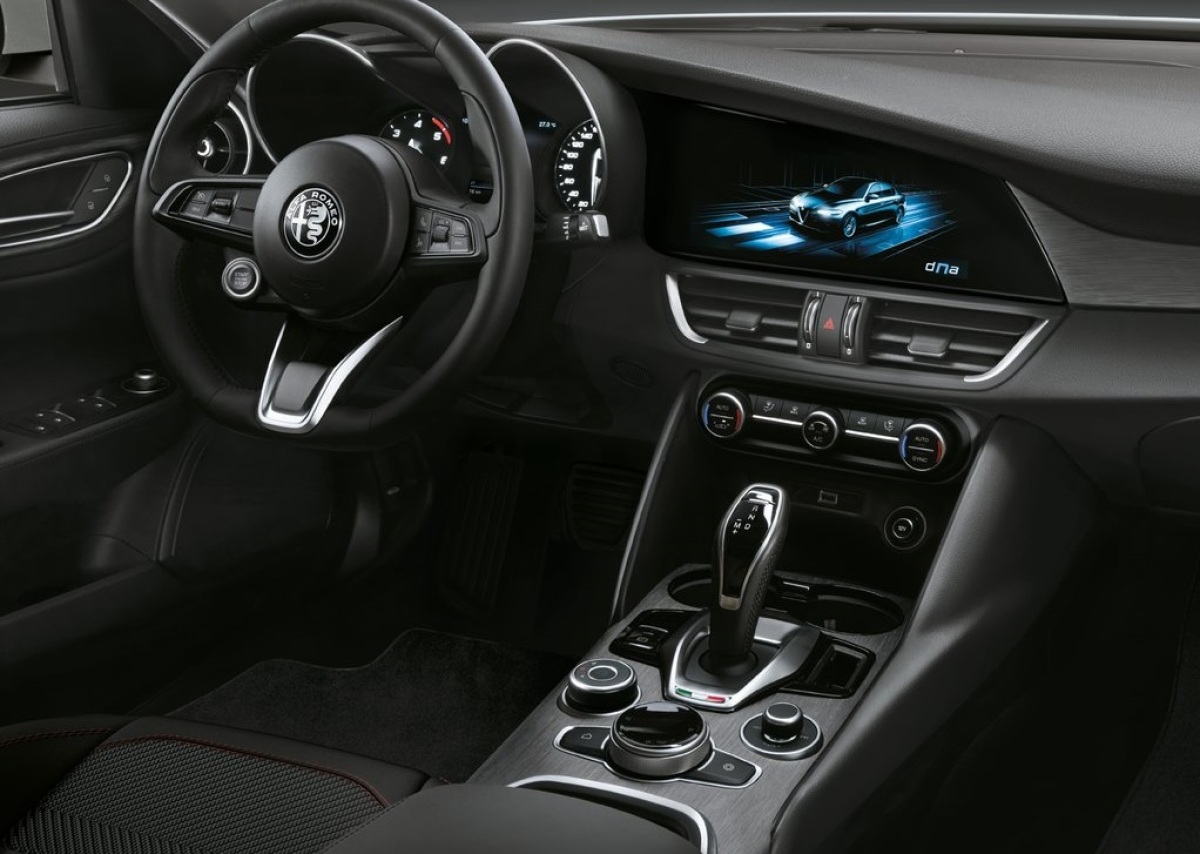 Alfa Romeo-Giulia-2020-1024-09