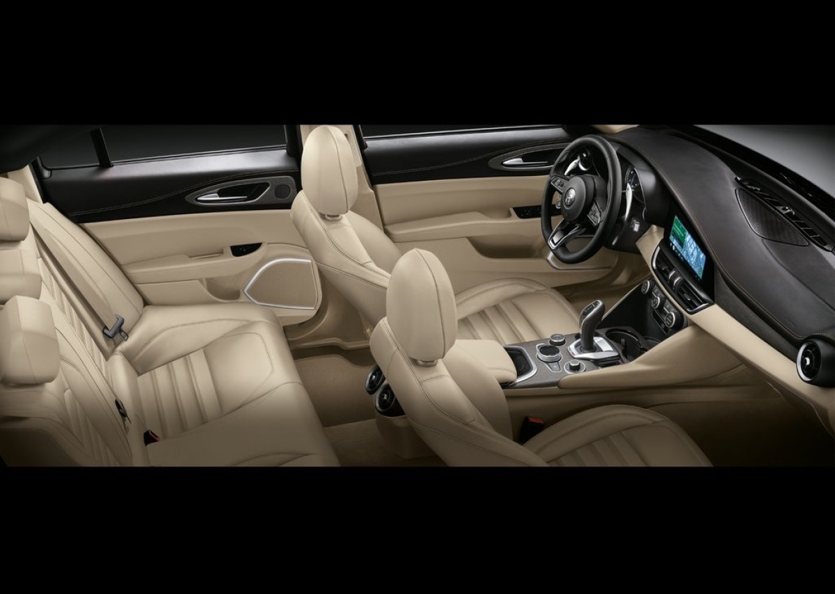 Alfa Romeo-Giulia-2020-1024-10