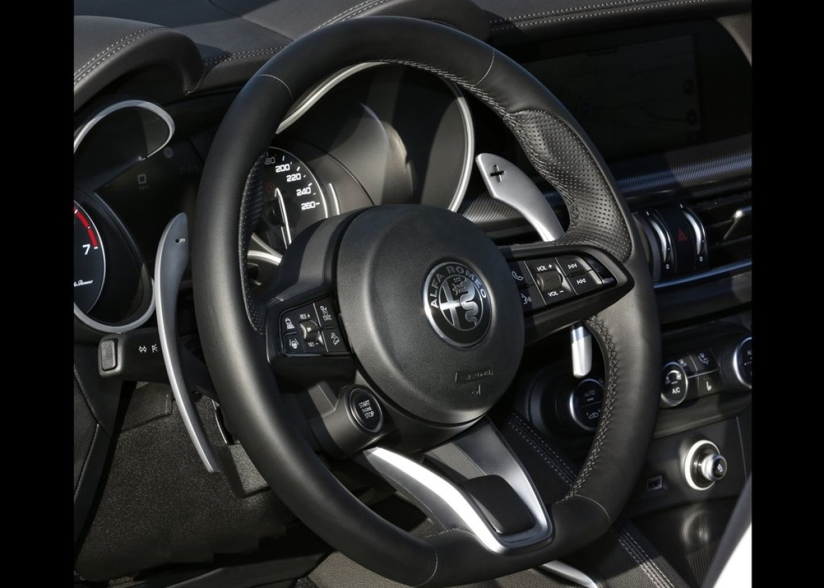 Alfa Romeo-Giulia-2020-1024-11
