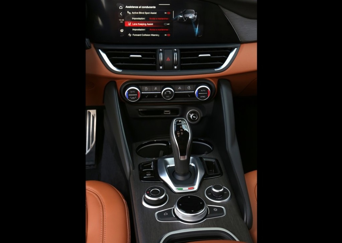 Alfa Romeo-Giulia-2020-1024-12