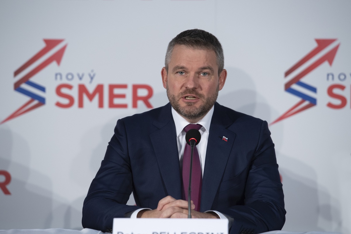 SR Bratislava politika Smer-SD snem slávnostný BAX