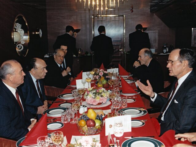 Michail Gorbačov, George W. Bush, Malta, december 1989