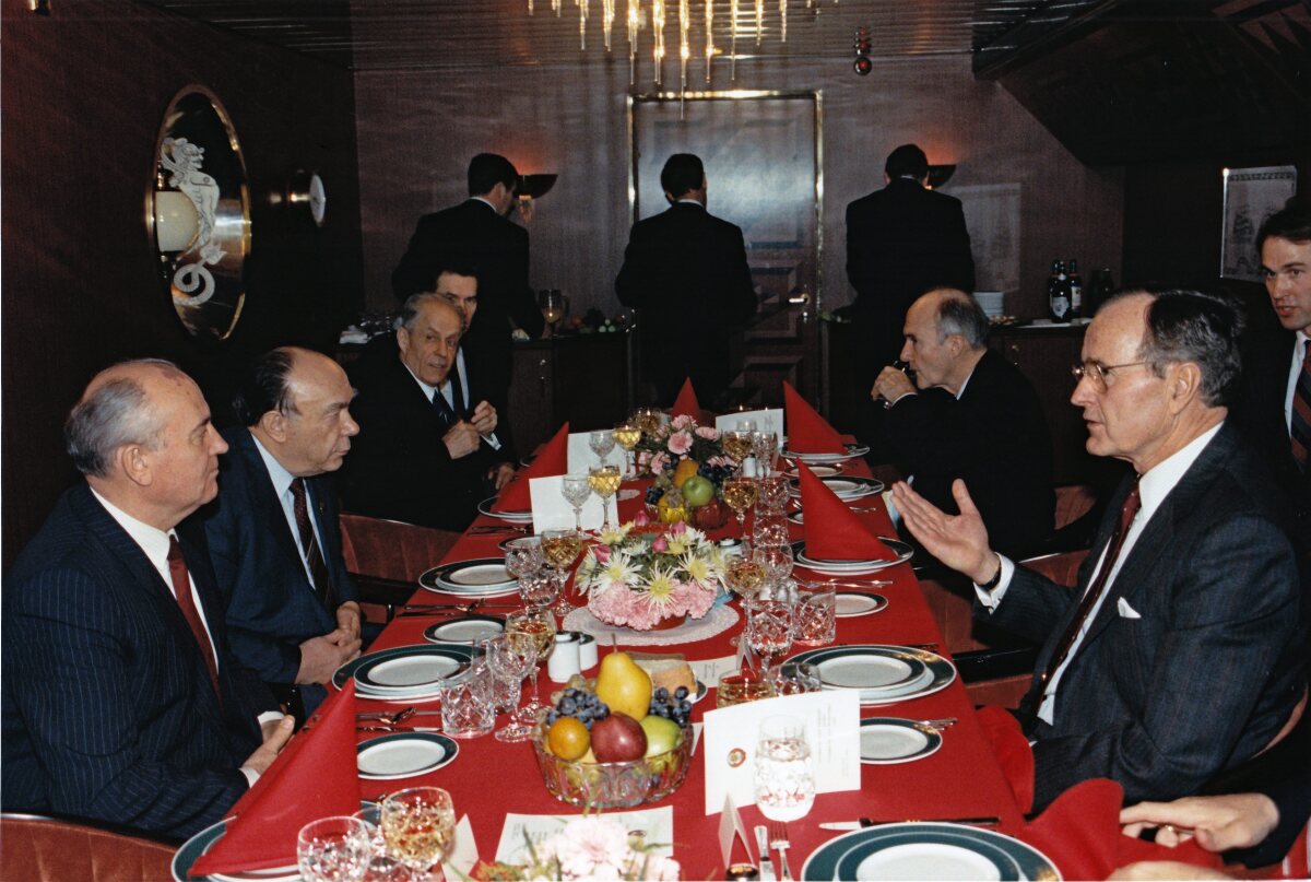 Michail Gorbačov, George W. Bush, Malta, december 1989