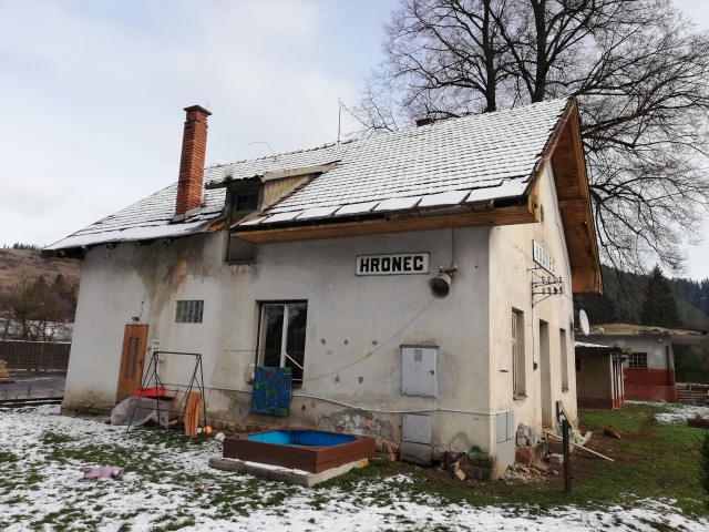Hronec, dom
