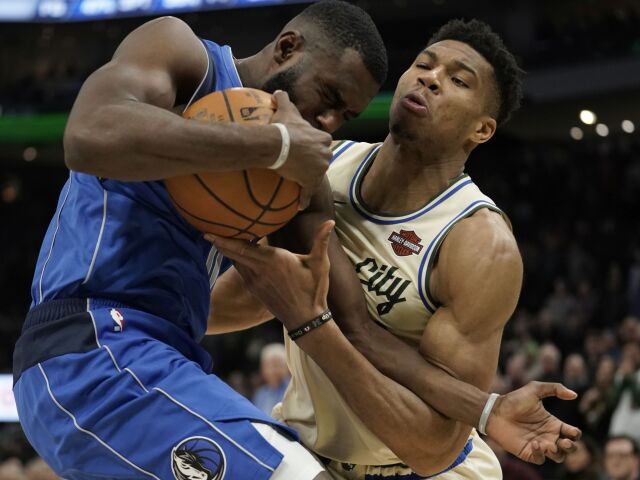 Giannis Antetokounmpo, Tim Hardaway