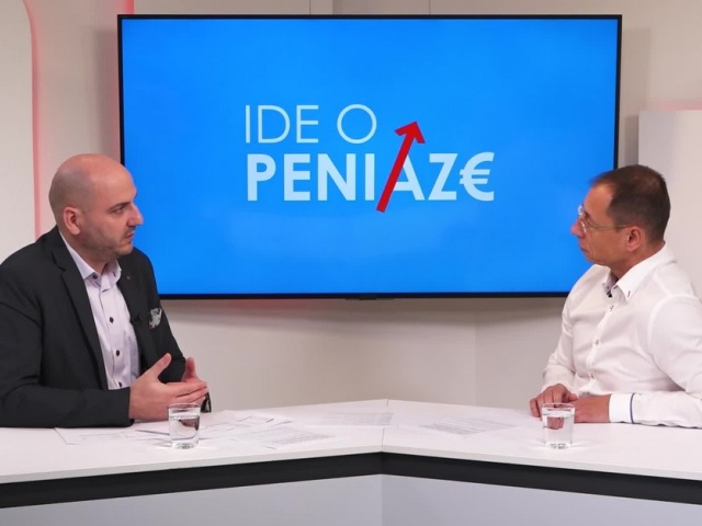 Ivan Kahanec, Ide o peniaze