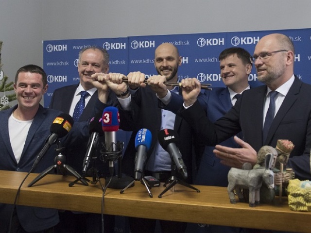 SR Voľby2020 opozícia SaS pakt o neútočení podpis TK BAX