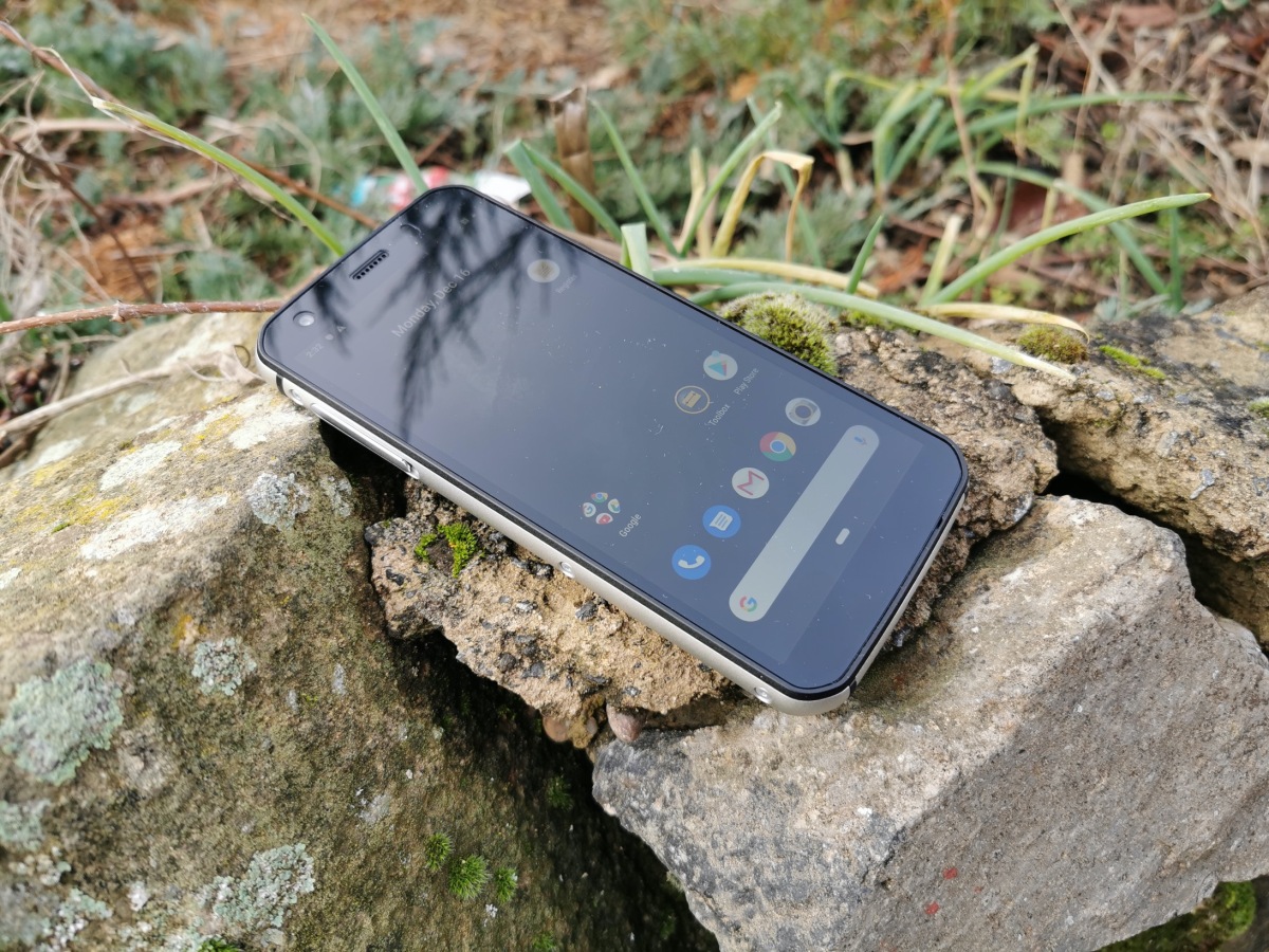 CAT, S52, smartfón, odolný mobil