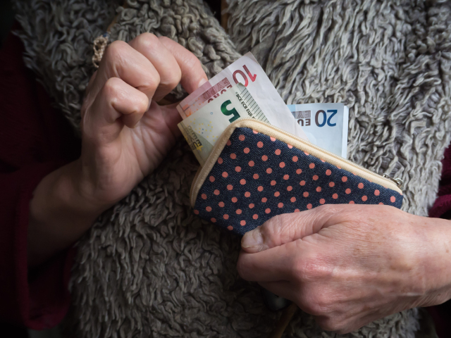 bankovky, peňaženka, euro