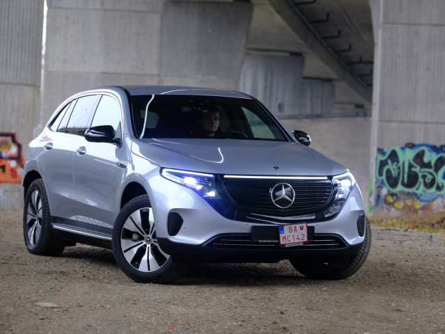 Mercedes EQC 400