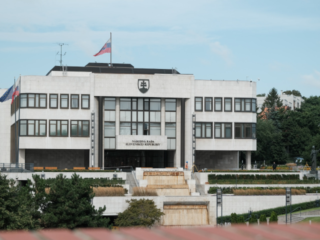 NR SR, parlament,