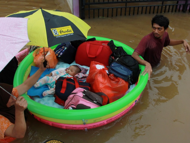 jakarta záplavy indonézia