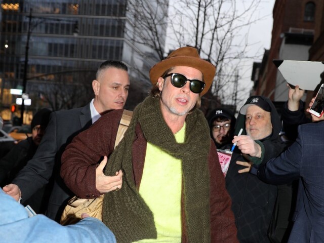 Herec Brad Pitt počas príchodu do svojho hotela na Manhattane.