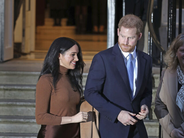 Princ Harry a jeho manželka Meghan, vojvodkyňa zo Sussexu