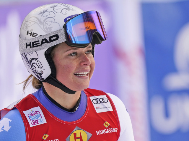 Corinne Suterová