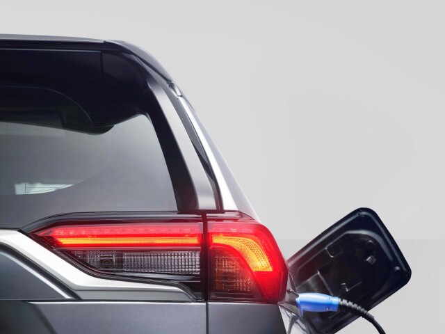 Toyota RAV4 Plug-in Hybrid - 2020