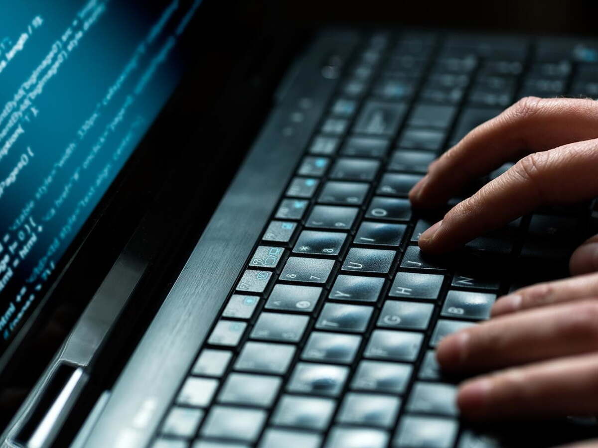 DN - laptop-hacker.jpg