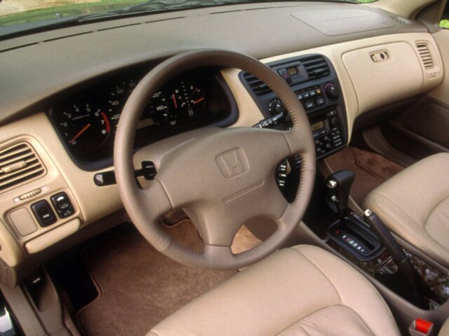Honda Accord Sedan - 1998