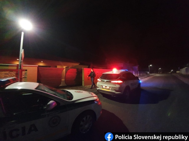 polícia naka zásah