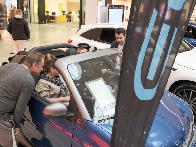 Elektrosalón, autosalón elektromobilov