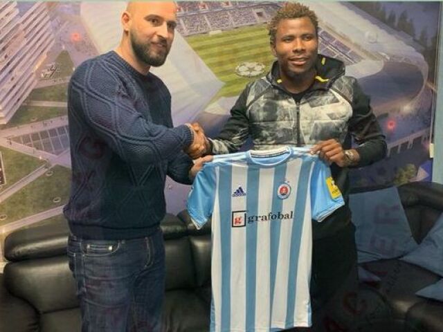 Ivan Kmotrík, Ezekiel Henty