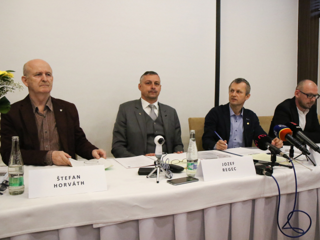 Štefan Horváth, Jozef Regec, Milan Dvorščík, Peter Doležal