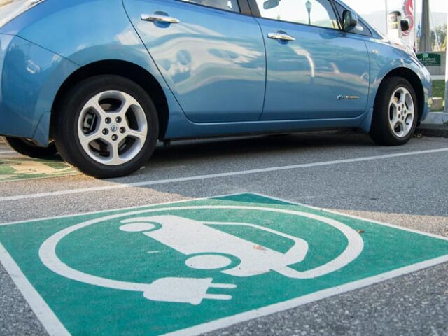 Electric-vehicle-parking-esdnews-com-au