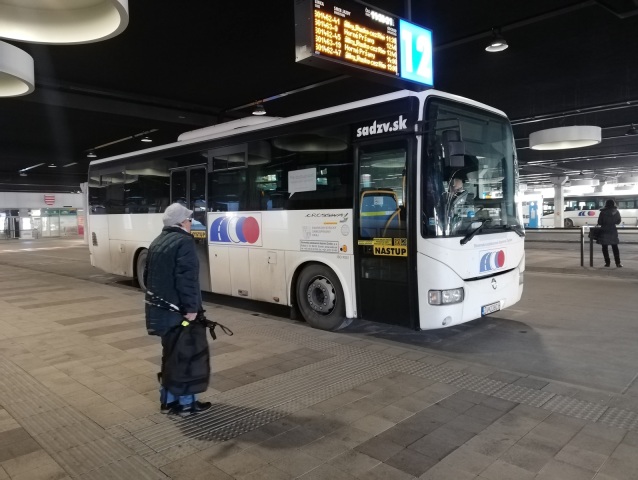 Banská Bystrica / autobusová stanica / autobus /  