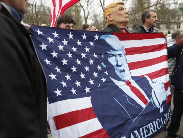 Donald Trump / vlajka /