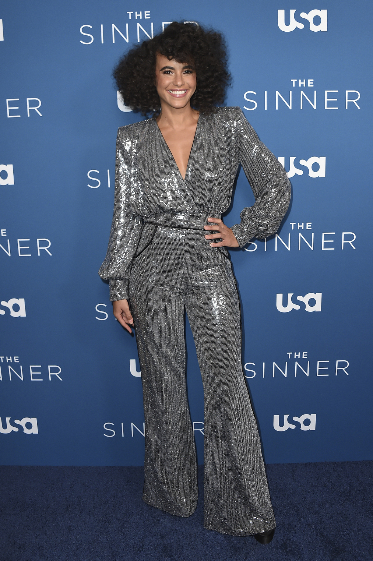 Herečka Parisa Fitz-Henley.