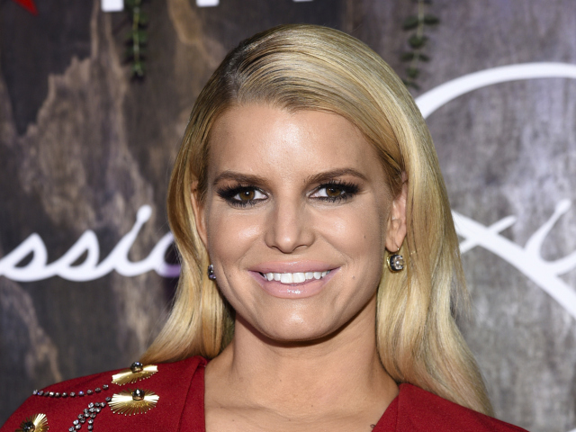 Speváčka, dizajnérka a knižná autorka Jessica Simpson predstavila v New Yorku svoju novú knihu pod názvom Open Book.