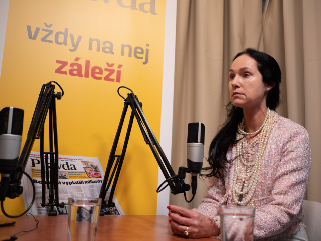 Lucia Kurilovská, podcast