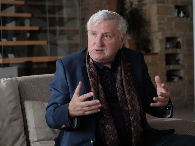 Kamil Peteraj