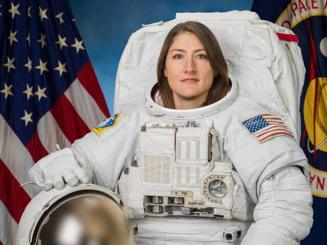 Photo Date: 11-7-2018
Location: Bldg 8 Photo Studio
Subject: Astronaut Christina Koch Official EMU Portrait
Photographer: Bill Stafford